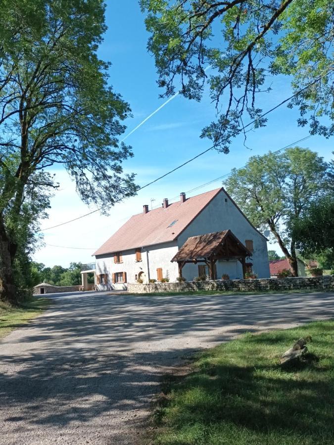 Gite De La Saugiat Le Fied Exteriér fotografie